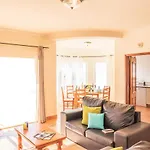 Melanesia By Algarve Vacation جويا